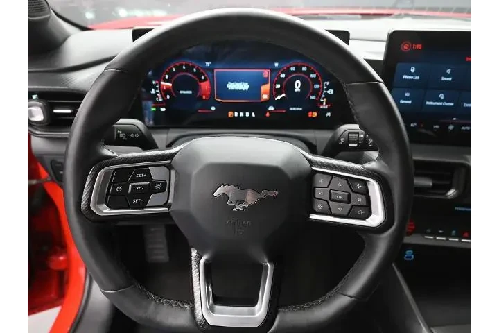 $29991 : Ford Mustang 2024 EcoBoost 2 image 7