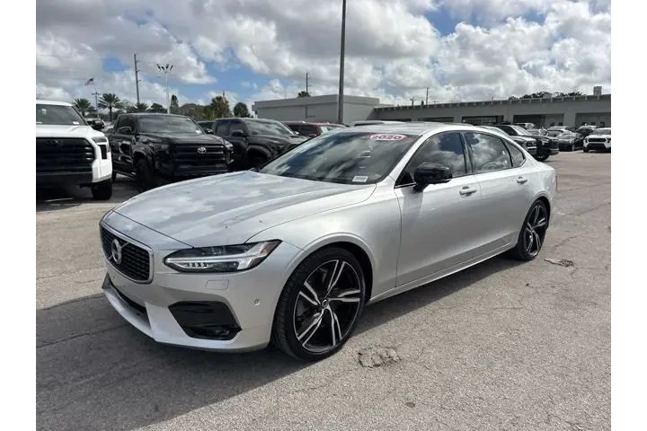 $26988 : Volvo S90 2020 AWD T6 R-Desi image 7