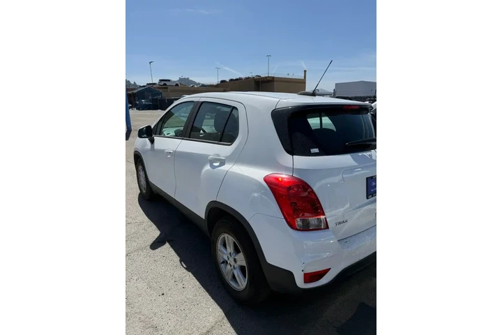 $14900 : Chevrolet Trax 2020 LS 4dr C image 4