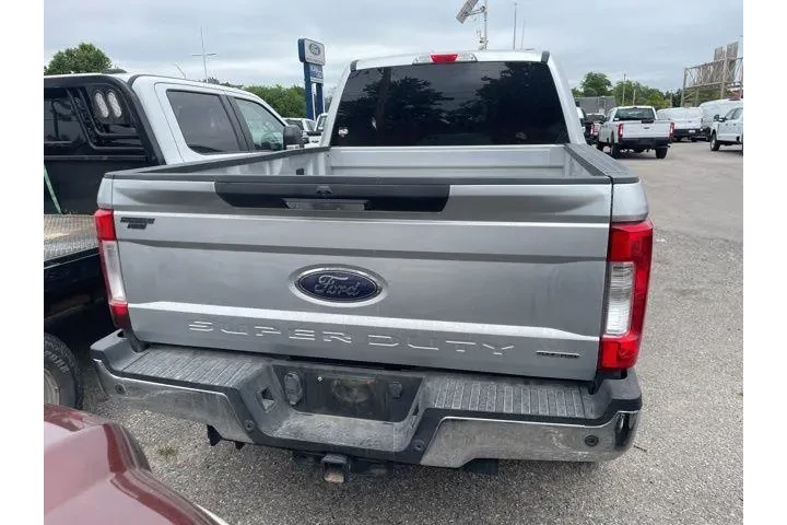 $33800 : Ford F-250 Super Duty 2017 4 image 8