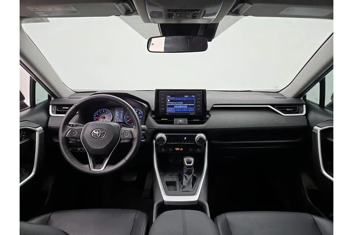 $26998 : Toyota RAV4 2021 XLE Premium image 9