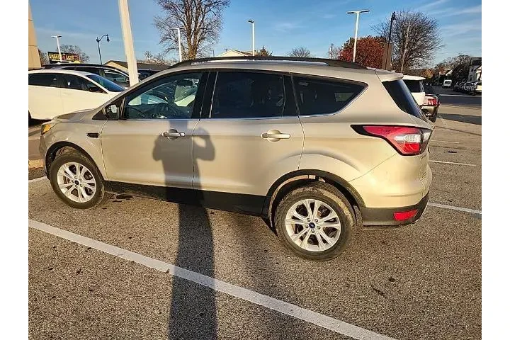 $12490 : Ford Escape 2018 AWD SE 4dr image 9