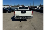 $10980 : 2015 Frontier 4WD thumbnail