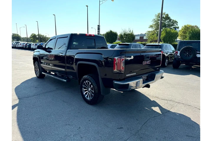 $17980 : 2018 GMC Sierra 1500 4WD Crew image 4