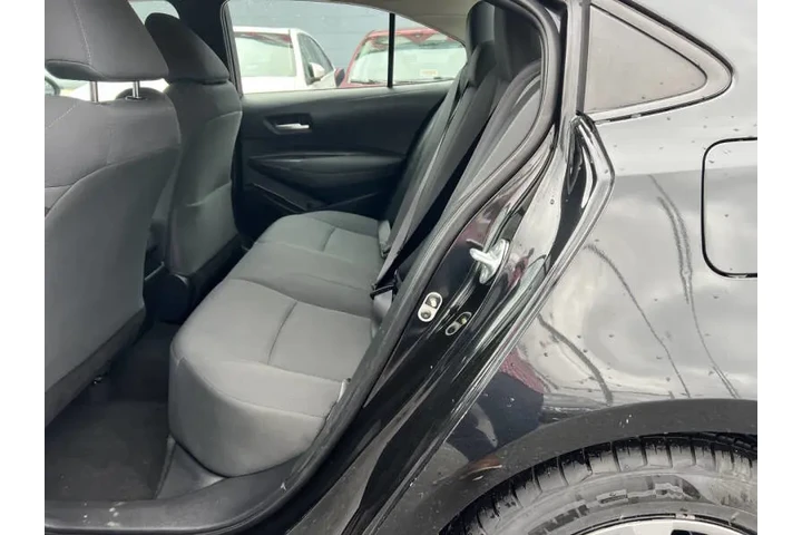 $14900 : 2021 Corolla LE image 9