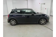$19998 : MINI Hardtop 2 Door 2022 Coo thumbnail