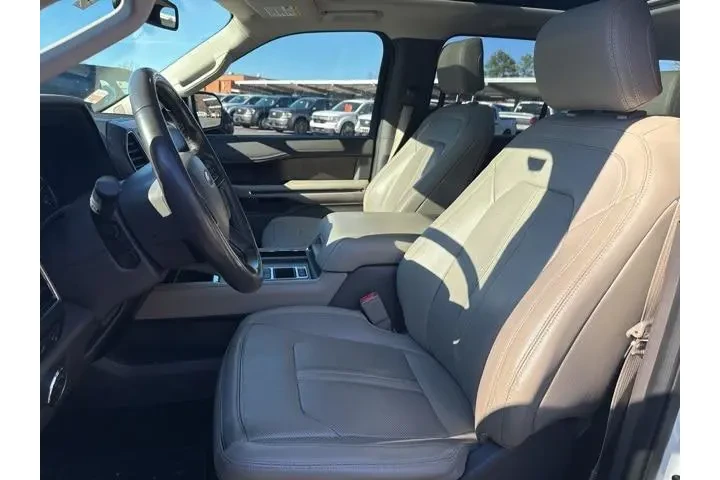 $22091 : Ford Expedition 2018 4x2 Lim image 9