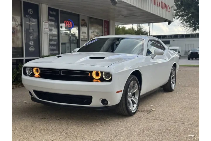 $21999 : 2019 Challenger SXT image 6