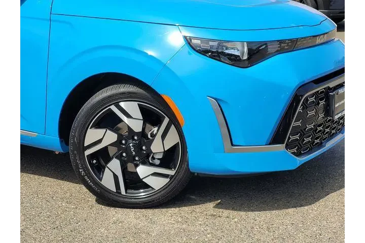 $22590 : Kia Soul 2024 GT-Line 4dr Cr image 6