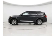 $26998 : Ford Explorer 2022 AWD XLT 4 thumbnail