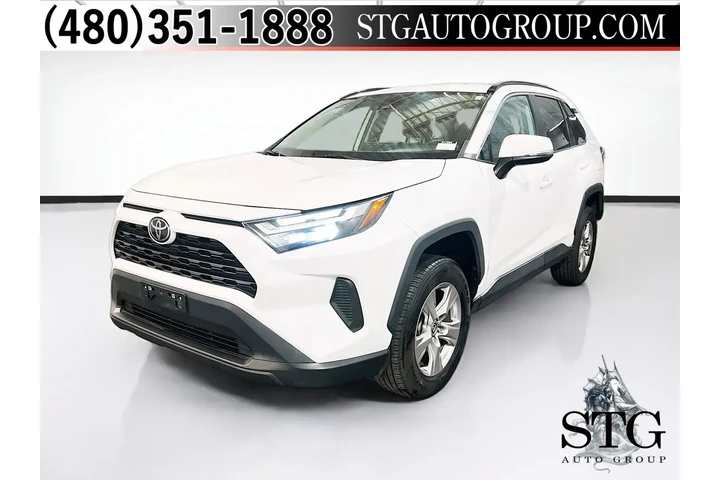 $25850 : Toyota RAV4 2023 XLE 4dr SUV image 3