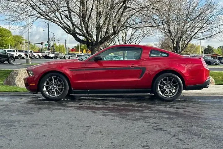 $9995 : Ford Mustang 2012 V6 2dr Fas image 5