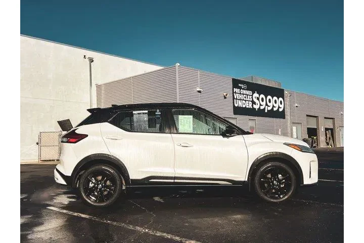 $19997 : Nissan Kicks 2023 SR 4dr Cro image 6