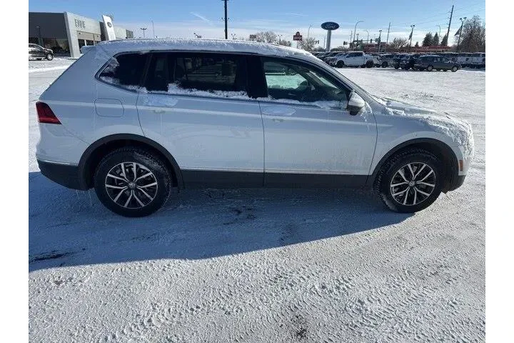 $20000 : Volkswagen Tiguan 2020 AWD S image 9