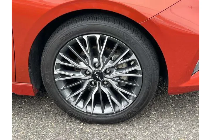 $20888 : Kia Forte 2023 GT-Line 4dr S image 7