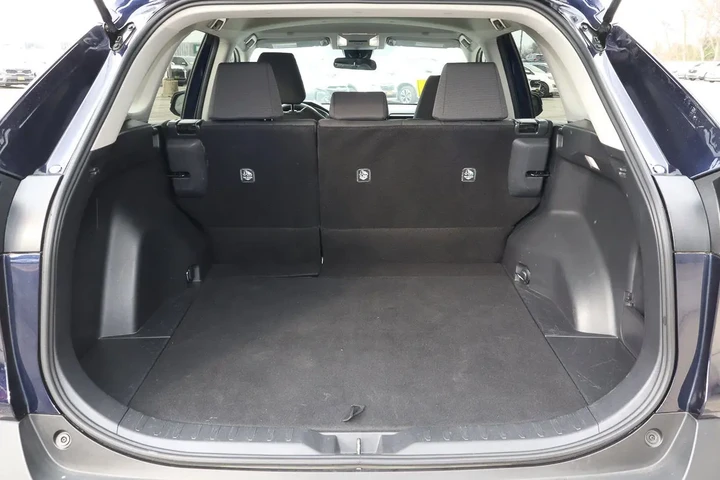 $25988 : 2024 RAV4 XLE FWD image 9