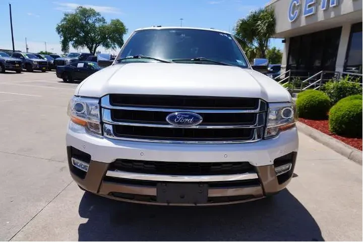 $26888 : Ford Expedition 2017 4x2 XLT image 2