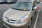 PRE-OWNED 2008 TOYOTA SIENNA