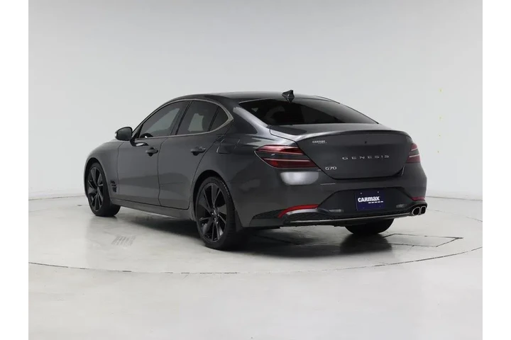 $30998 : Genesis G70 2023 2.0T 4dr Se image 2