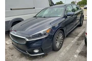 $8990 : Kia Cadenza 2017 Technology thumbnail