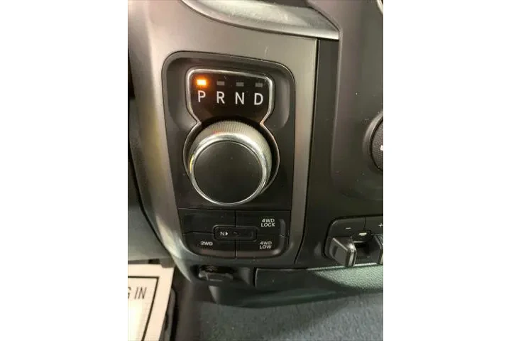 $33989 : Ram 1500 Classic 2021 4x4 SL image 7