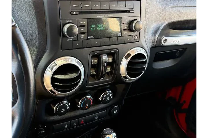 $22988 : Jeep Wrangler JK Unlimited 2 image 9