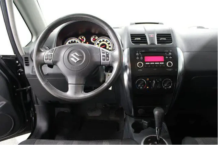 $7900 : Suzuki SX4 Sport 2011 S 4dr image 2