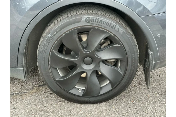 2021 TESLA MODEL Y LONG RANGE image 1