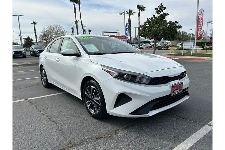$21995 : Kia Forte 2024 LX 4dr Sedan image 1
