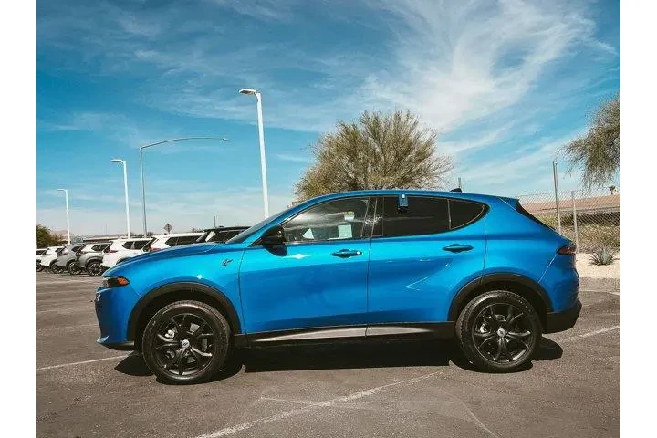 $22997 : Dodge Hornet 2024 AWD GT 4dr image 6