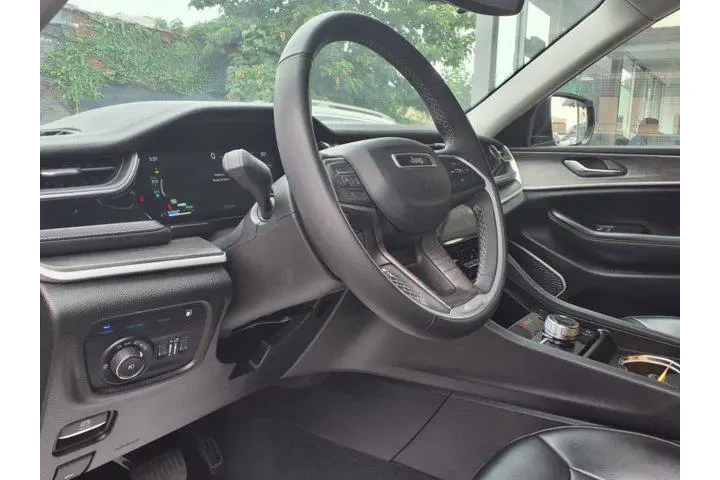 $24999 : Jeep Grand Cherokee 2023 4x4 image 4