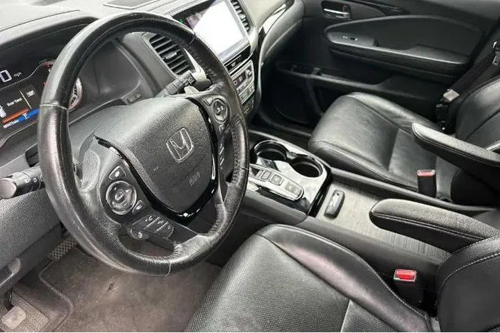 $22313 : Honda Pilot 2016 AWD Elite 4 image 4