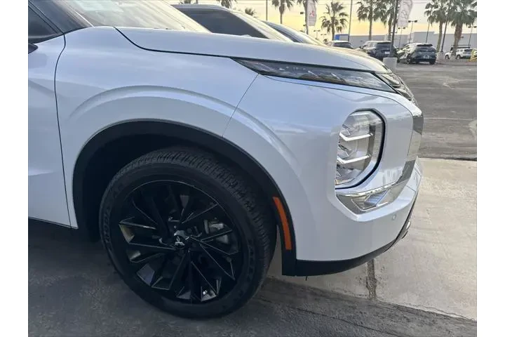 $22999 : Mitsubishi Outlander 2022 Bl image 4