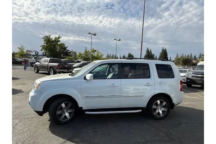 $9100 : Honda Pilot 2013 4x4 Touring image 4