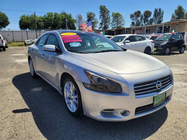 $10599 : 2009 Maxima 3.5 SV image 2