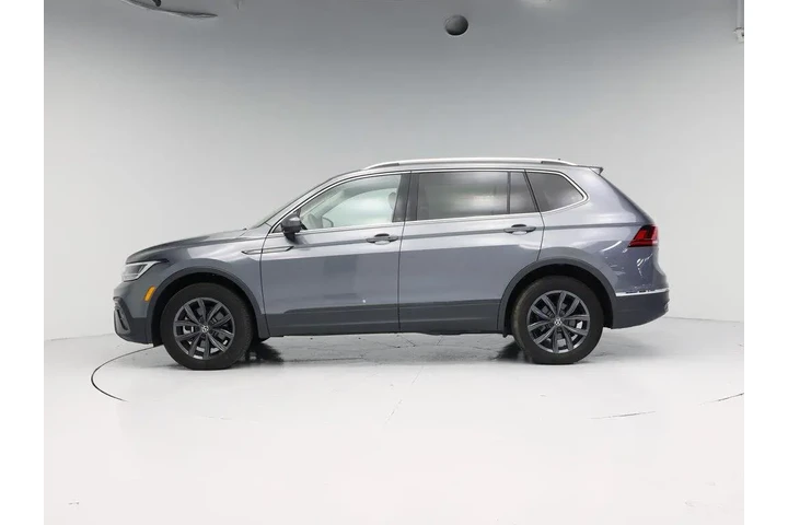 $25998 : Volkswagen Tiguan 2023 SE 4d image 3