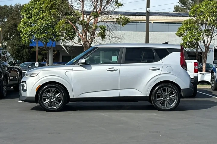 $19991 : Kia Soul 2020 EX 4dr Crossov image 9