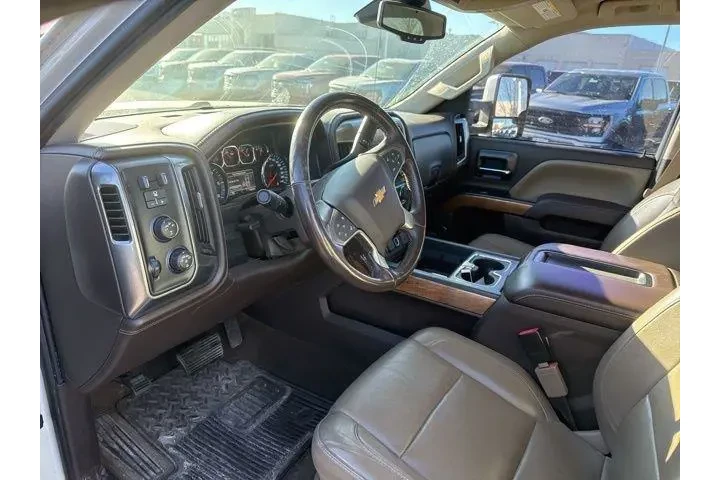 $24000 : Chevrolet Silverado 1500 201 image 9