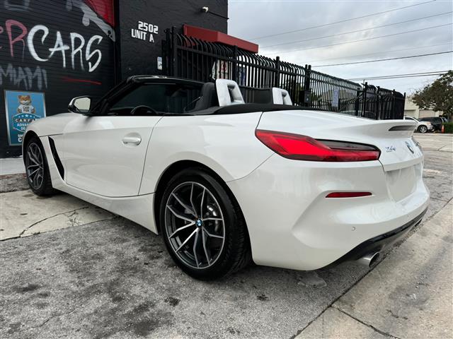 $32900 : BMW Z4 image 3