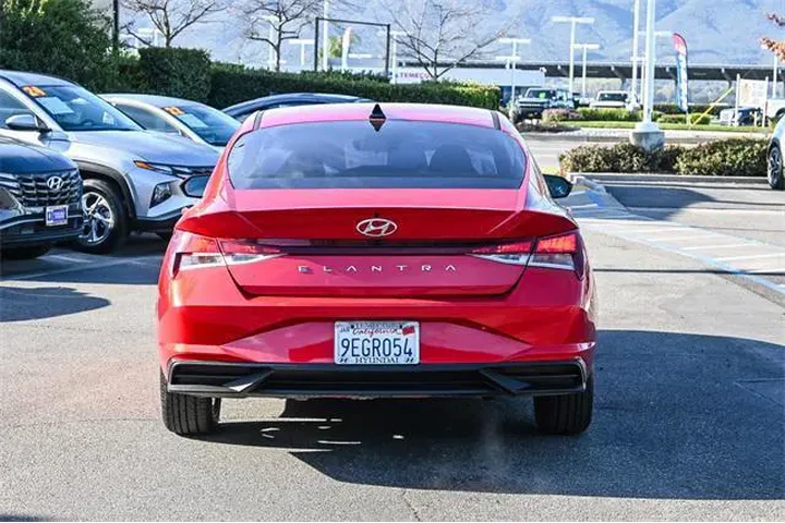 $18000 : Hyundai ELANTRA 2023 SEL 4dr image 6