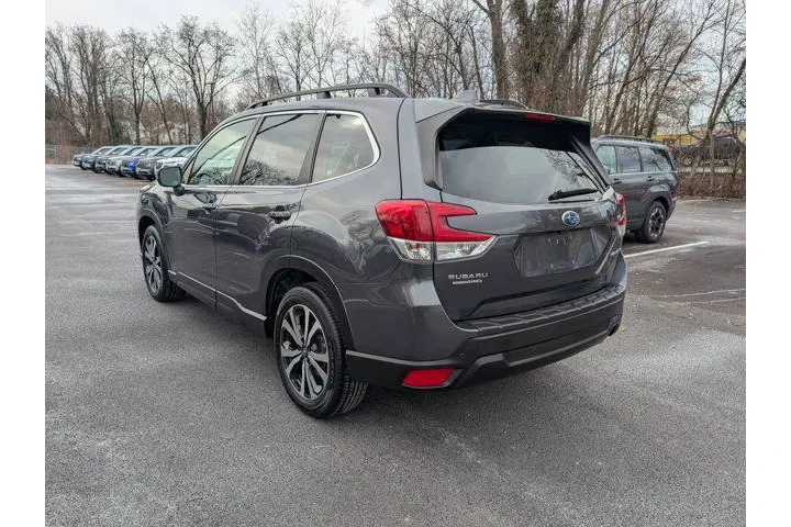 $29144 : Subaru Forester 2023 AWD Lim image 5