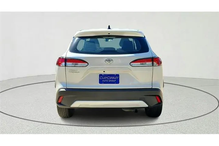 $23789 : Toyota Corolla Cross 2024 L image 4