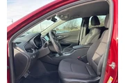 $18498 : Chevrolet Malibu 2023 LT 4dr thumbnail