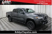 Toyota Tacoma 2023 4x4 TRD P en Wichita