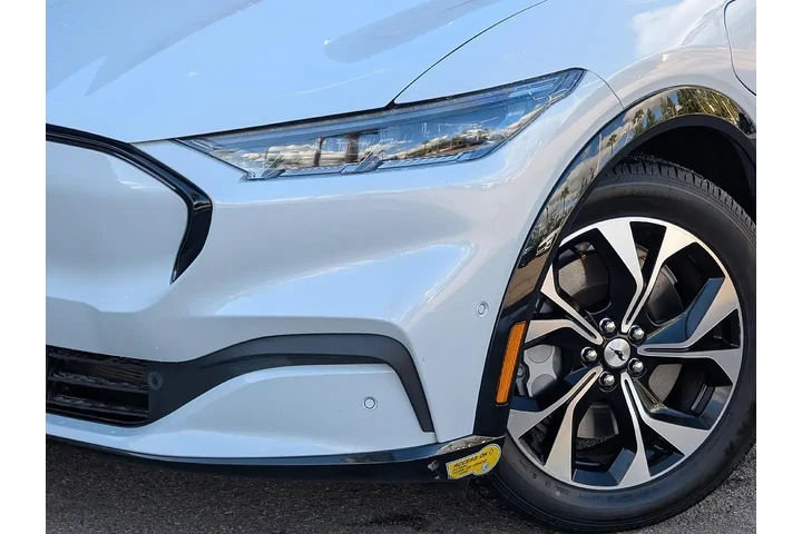 $22625 : Ford Mustang Mach-E 2022 Pre image 3