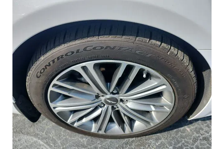 $18991 : Genesis G80 2018 3.8 4dr Sed image 9