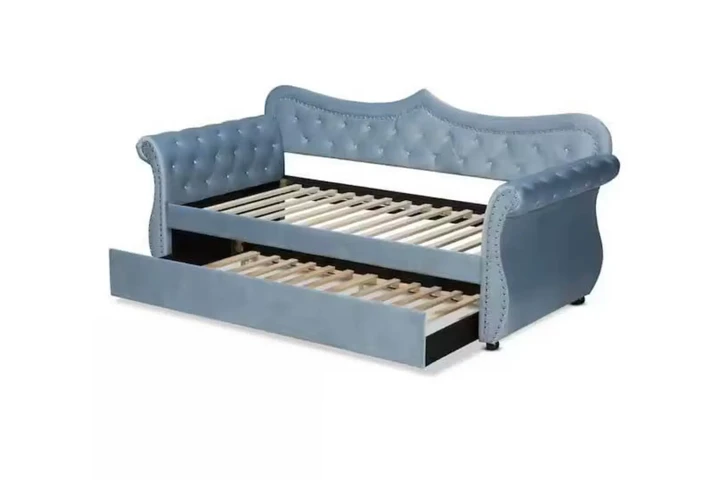 $1234 : Cama king, cama doble, roperos image 4