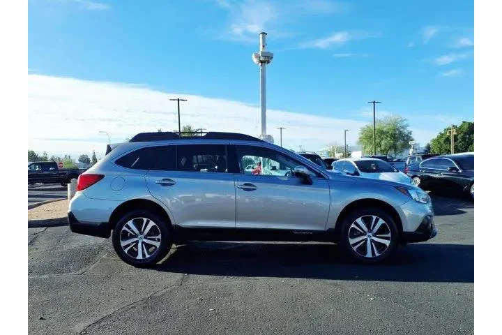 $19974 : Subaru Outback 2019 AWD 2.5i image 7