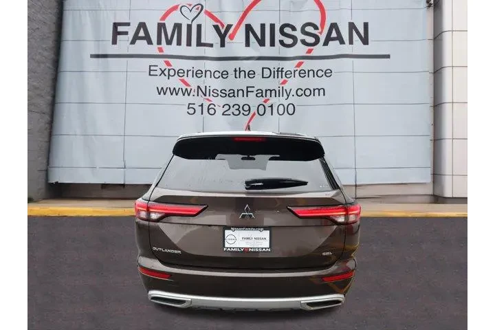 $23310 : Mitsubishi Outlander 2022 AW image 5