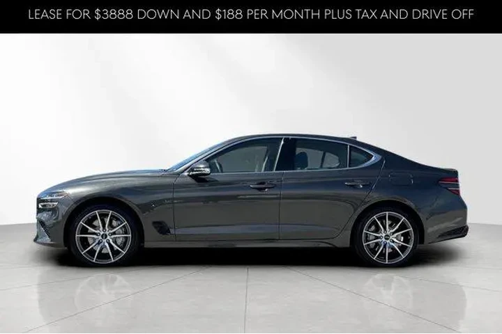 $39785 : Genesis G70 2026 2.5T Standa image 8